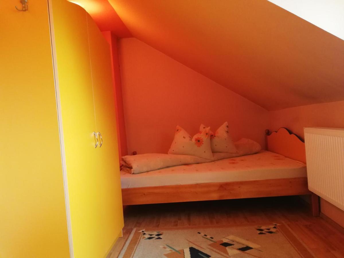 ホテル Casa Cozorici サドバ エクステリア 写真