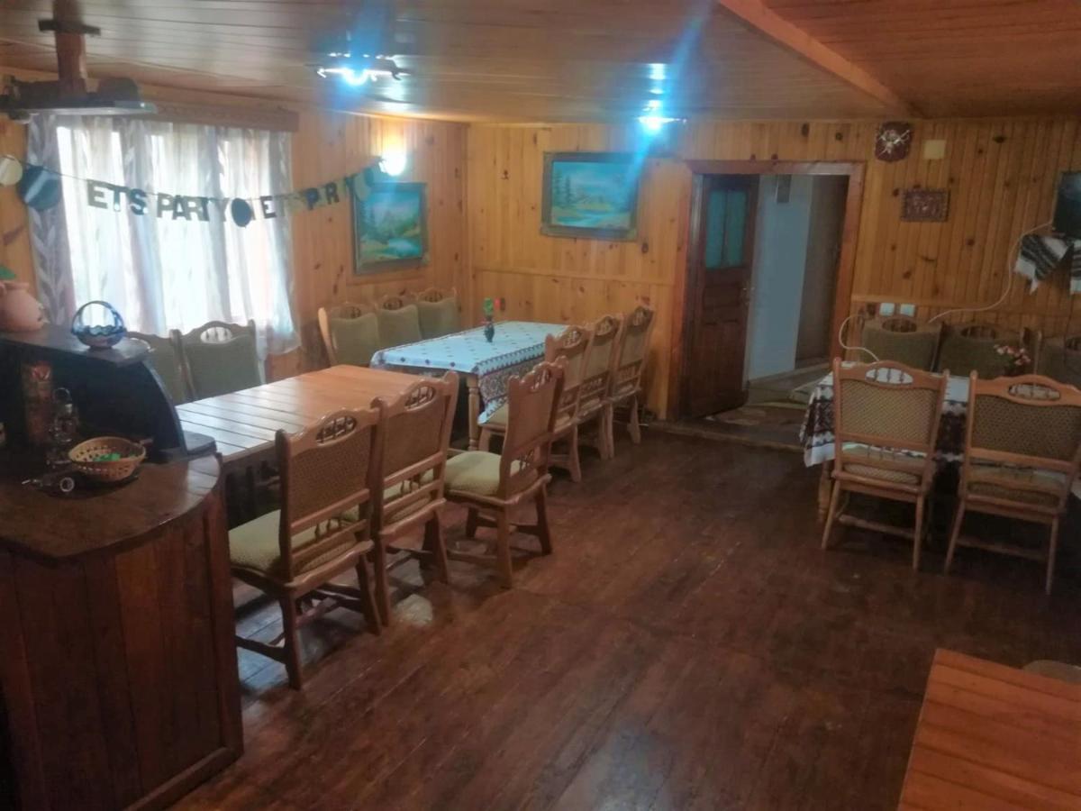 ホテル Casa Cozorici サドバ エクステリア 写真