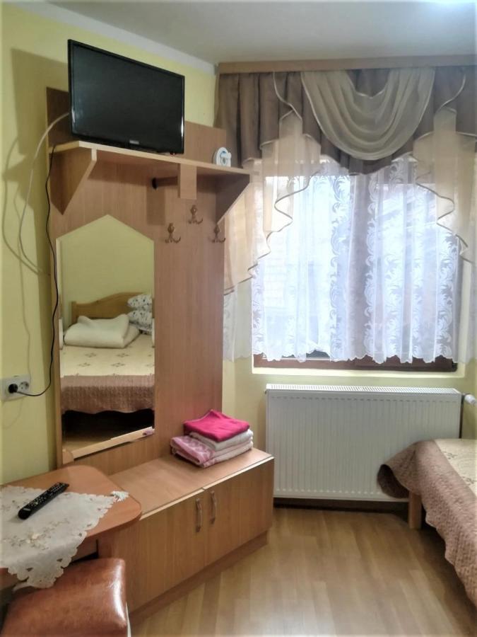 ホテル Casa Cozorici サドバ エクステリア 写真